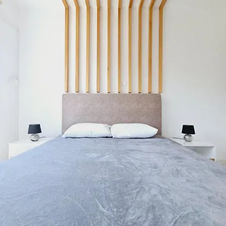 Sea Side In Kato Apartment Paphos