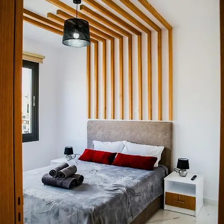 Apartment Sea Side In Kato Paphos