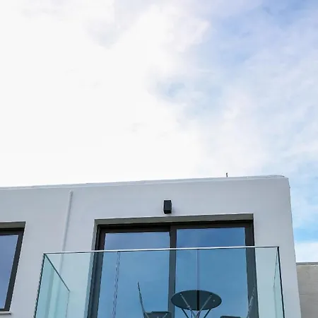 Sea Side In Kato Apartment *