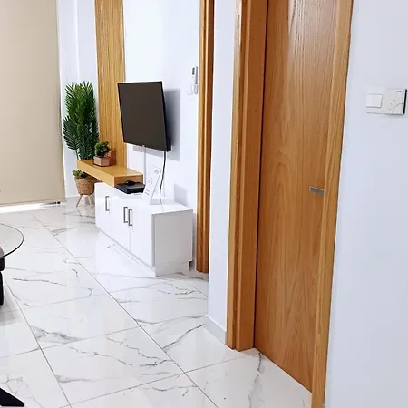 Sea Side In Kato Apartment