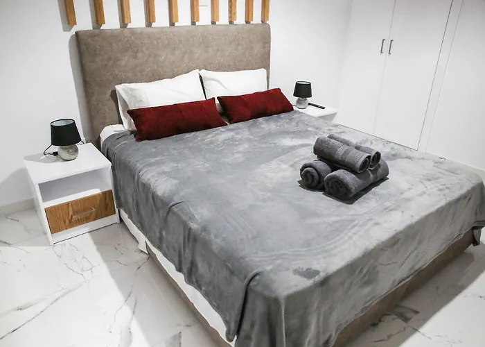 公寓 Sea Side In Kato Paphos